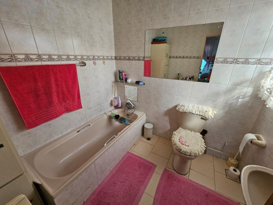 3 Bedroom Property for Sale in Sasolburg Ext 11 Free State